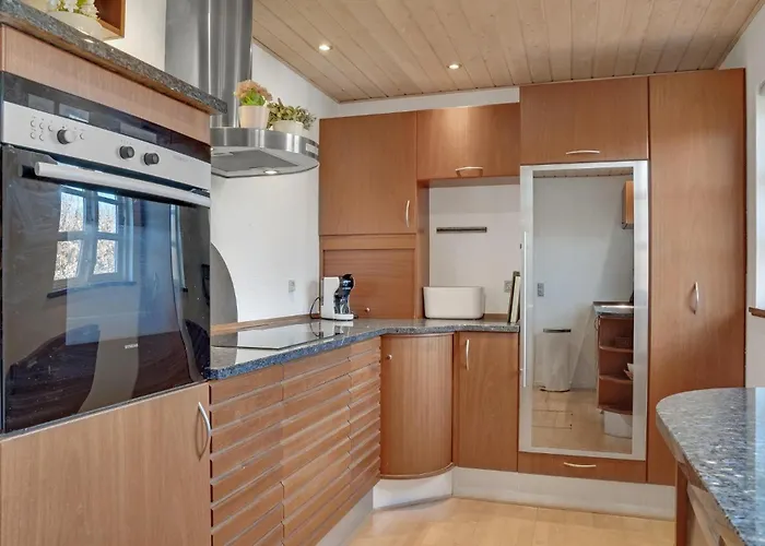 Cozy In Vaeggerlose With Sauna Дом отдыха *